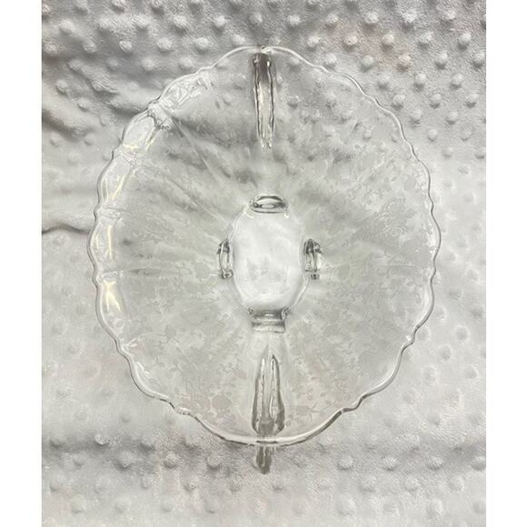 Vintage Fostoria Baroque Shaped, Handled, Footed, Scalloped, Chintz Etched Bowl - Picture 4 of 5